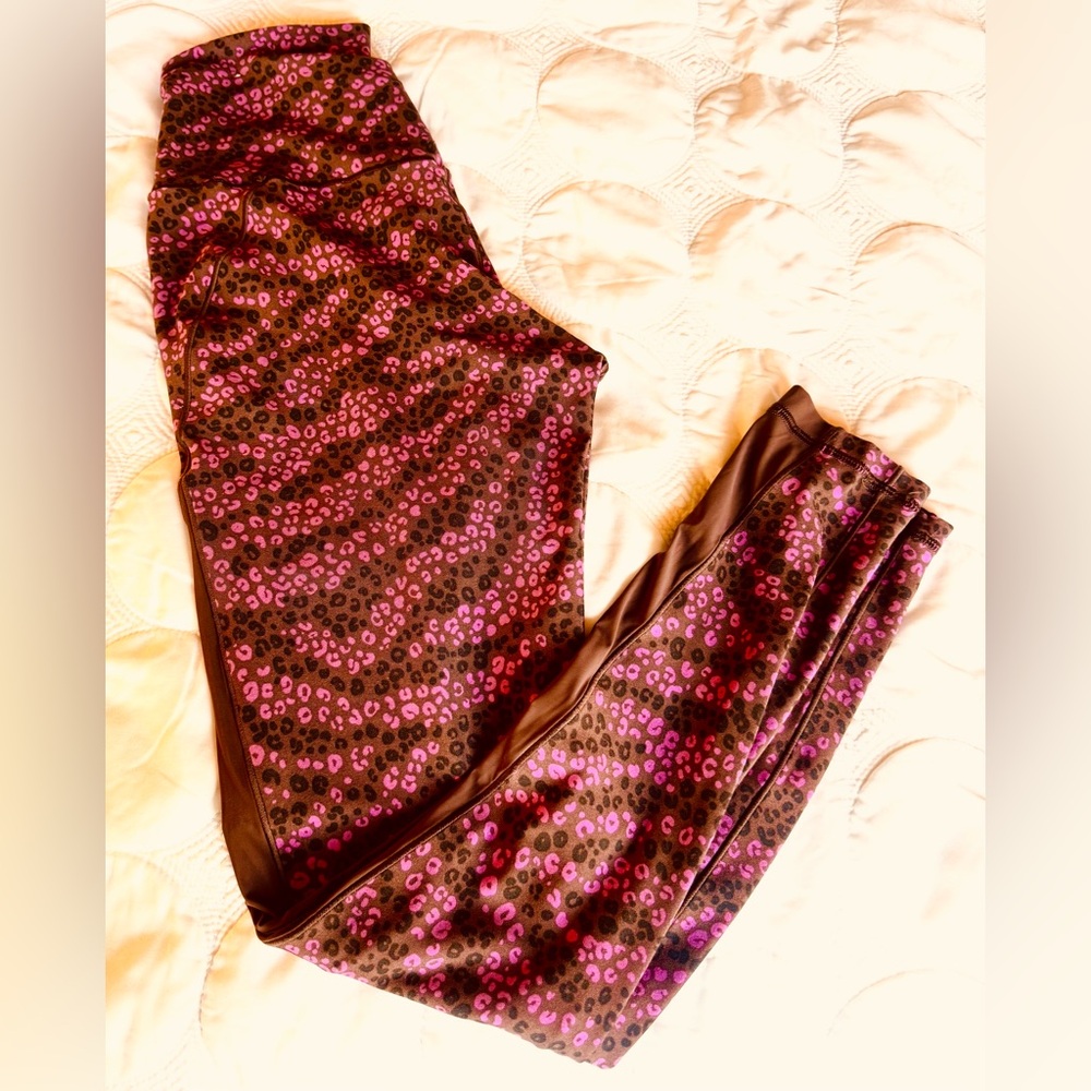 Aerie Offline Leopard Mesh Leggings